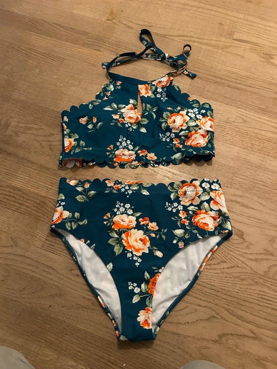 Cupshe Other - Cupshe Teal Floral Scalloped High-Waist Bikini Women’s size X-Large